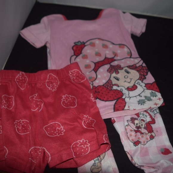 Strawberry Shortcake 3 pc pajama set 4T - Picture 1 of 6